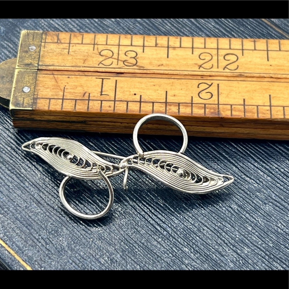 Vintage WESTERN GERMANY silver tone filigree brooch pin